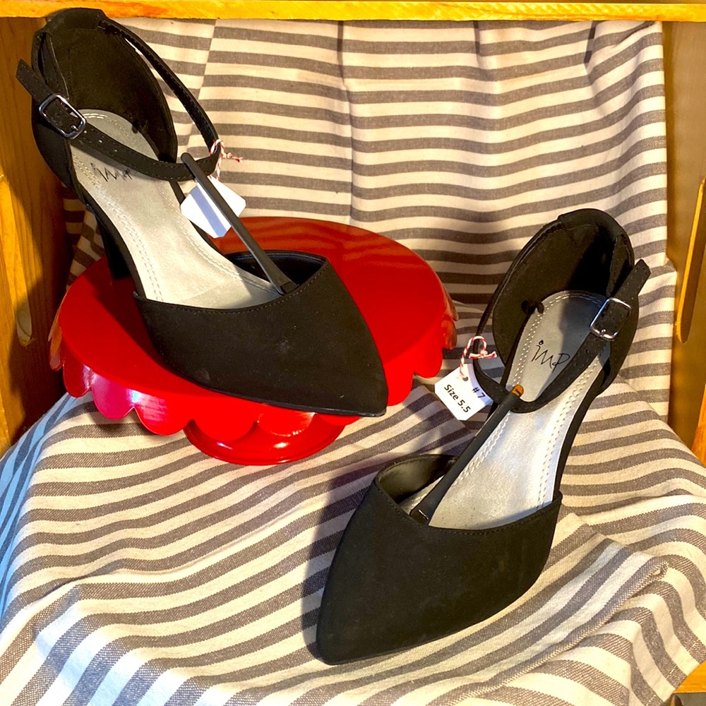 #7 IMPO Buckled Heel - Black w/Metal (finish Is partly flaked off on metal)